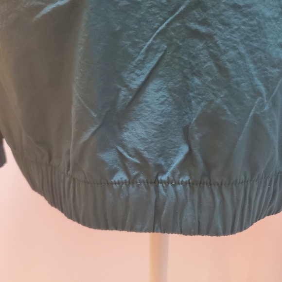 NWOT New Balance Athletics Windbreaker Mountain Teal Jacket - Picture 10 of 12